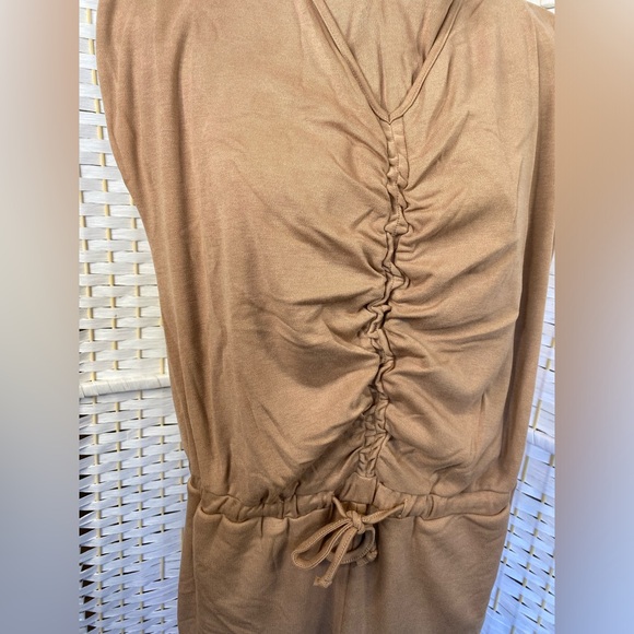 NWT Hem & Thread HUDSON SOFT RUCCED JUMPSUIT- CAPPUCCINO - Picture 9 of 15